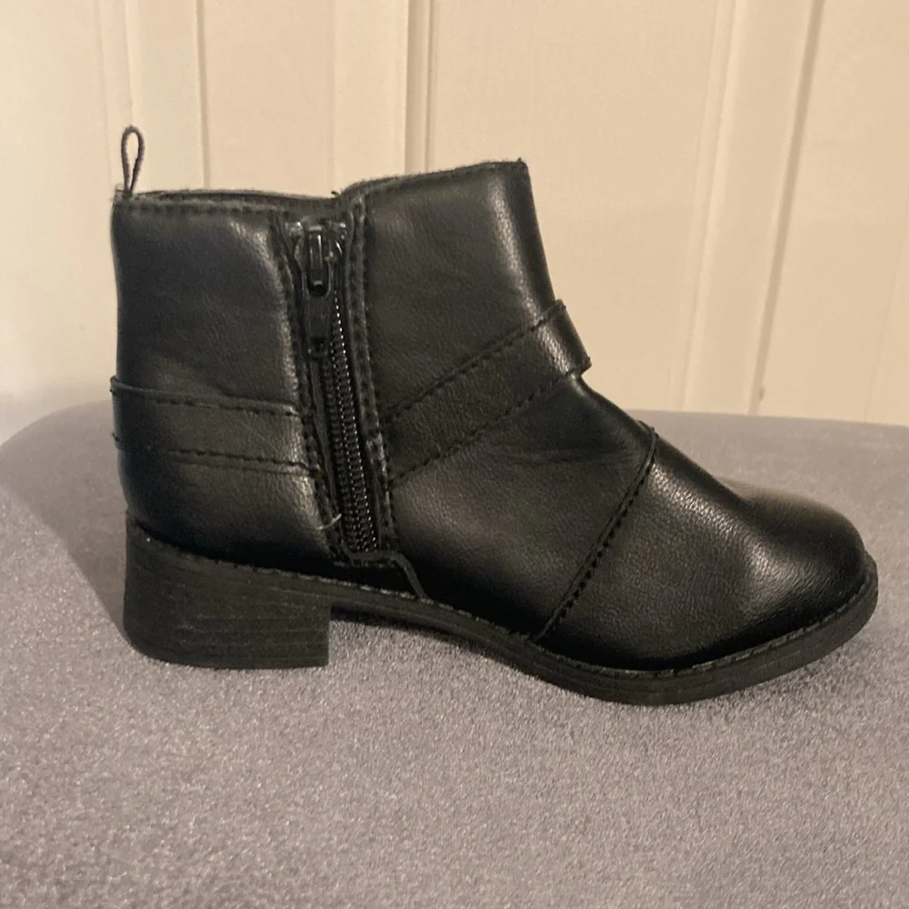 OshKosh Black Ankle Boots Kids